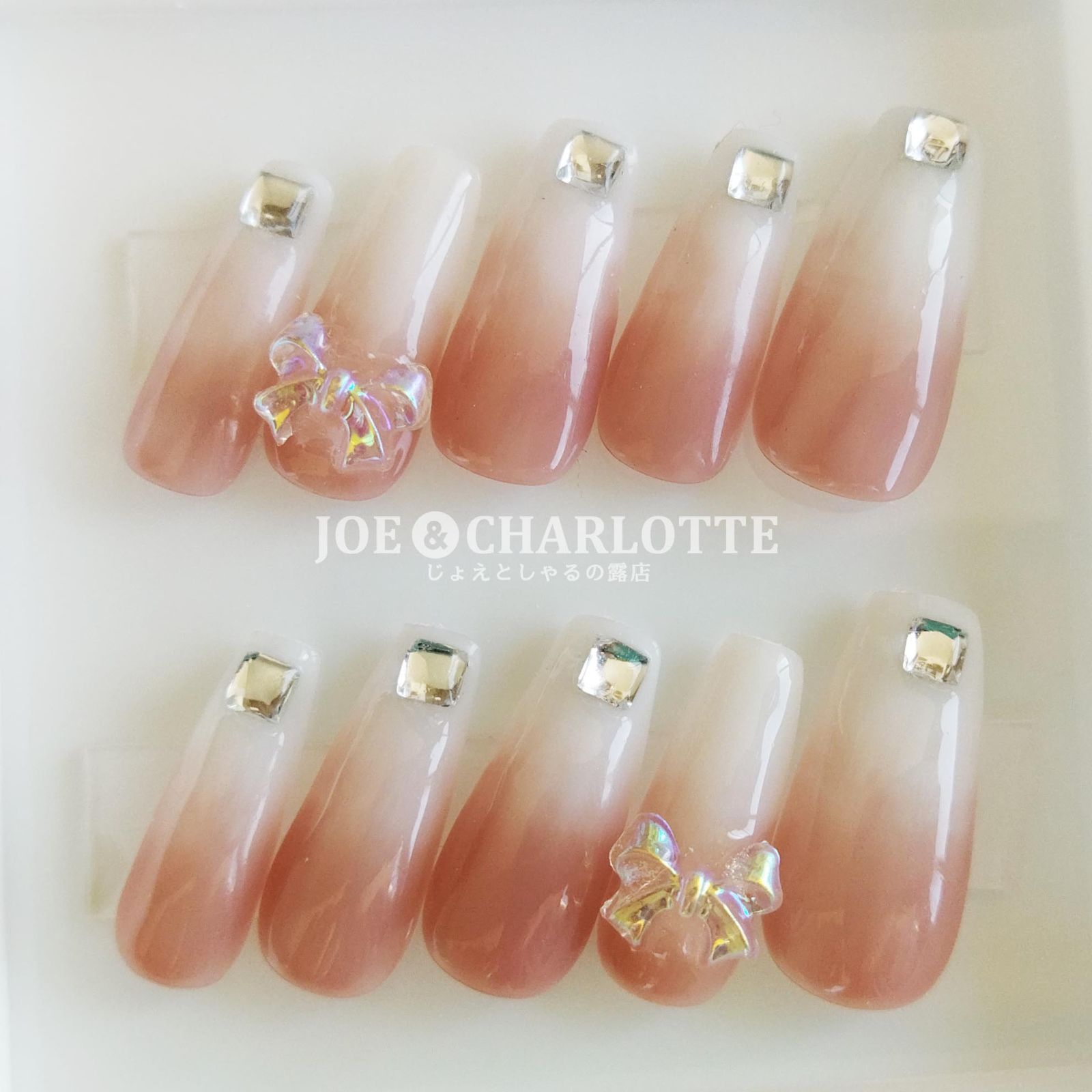 No.37ジェルネイルチップ 指先ビジュー クリアリボン グラデ