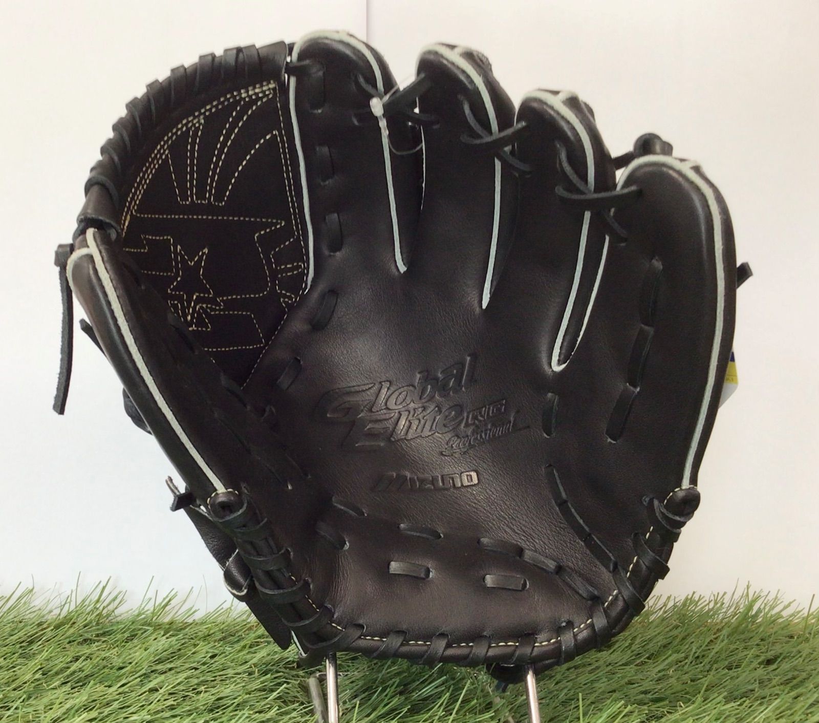 美品　Mizuno 菅野智之モデル　少年軟式野球グローブ グローバルエリート 61OJTLk60cL._UF1000,1000_QL80_.jpg
