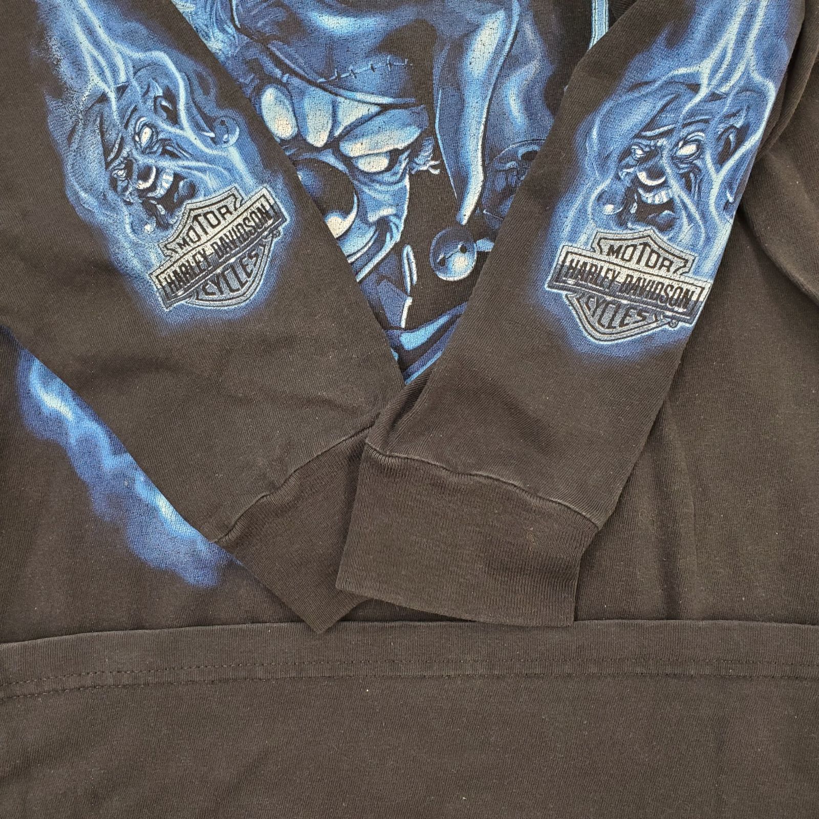 ロンT ブラック