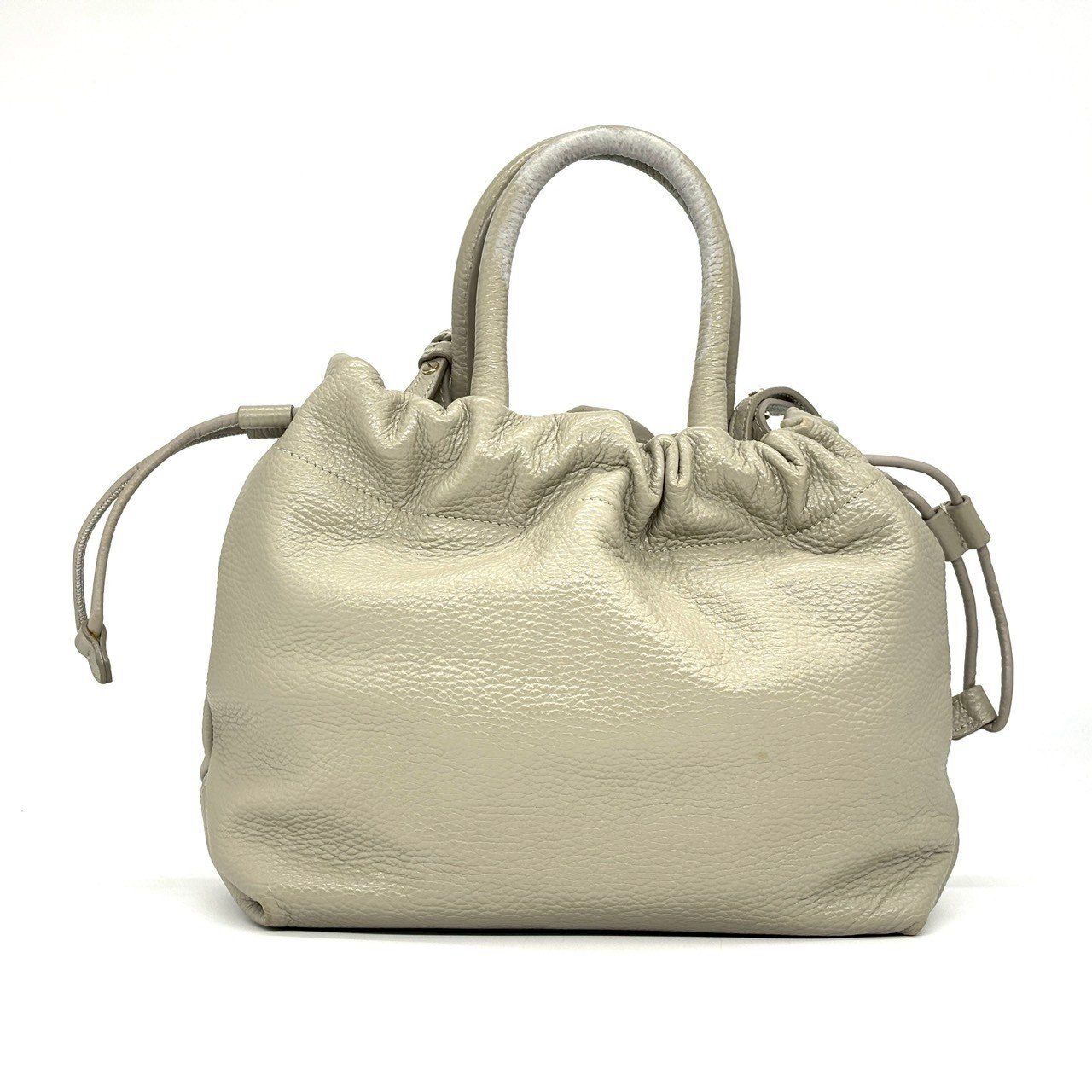 しなやかに日常格上げ】 FURLA フルラ エッセンシャル