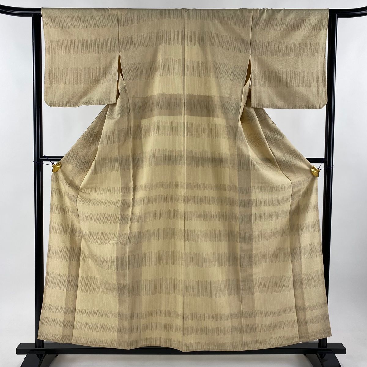 紬 身丈157cm 裄丈62cm S 単衣 段縞 ベージュ 正絹
