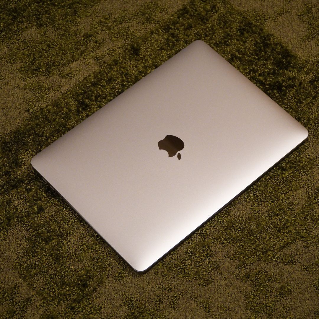 MacBook Pro M1 メモリ16GB/SSD256GB 13インチ MacBook Pro (13-inch, M1, 2020) - 技術仕様 - Apple サポート