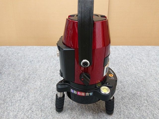 レーザー墨出し器