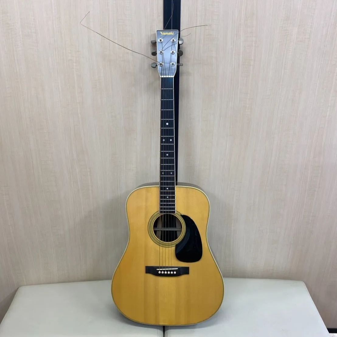 YAMAKI ヤマキ YM-800 アコースティックギター guitar music 音楽 練習用 弦楽器 ケース付 入門 クラシックギター バンド 器材 ウッド 中級者 上級者 弾き語り 歌 路上ライブ 軽音 吹奏楽 部活 1954年
