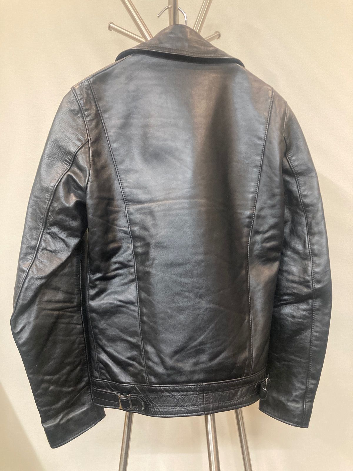 ルイスレザー　黒 32 ダブルライダースジャケット Yahoo!オークション -「lewis leathers 32」(ルイスレザー) (る