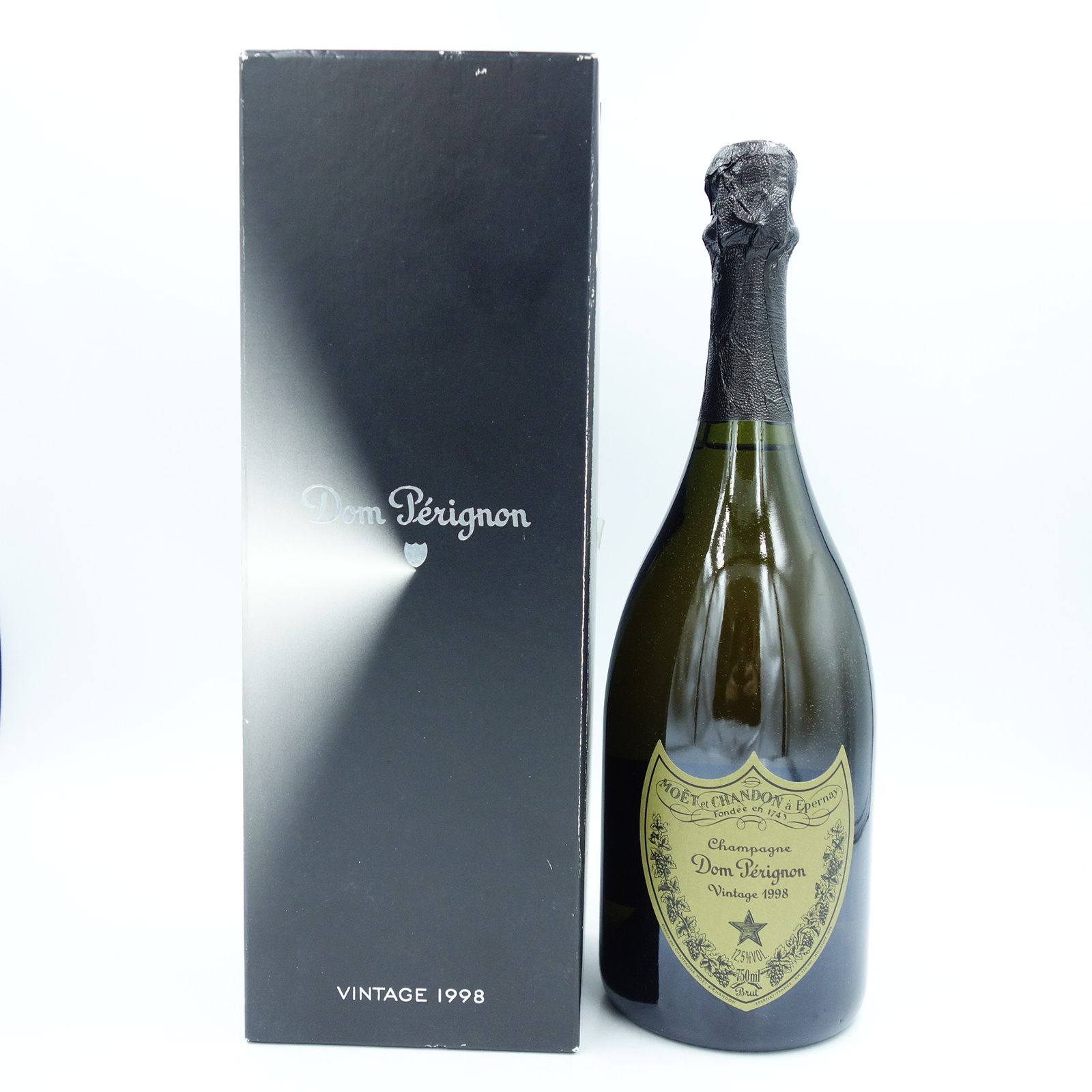 ドンペリニヨン ヴィンテージ 白 1996 750ml【AA】 - お酒の格安本舗
