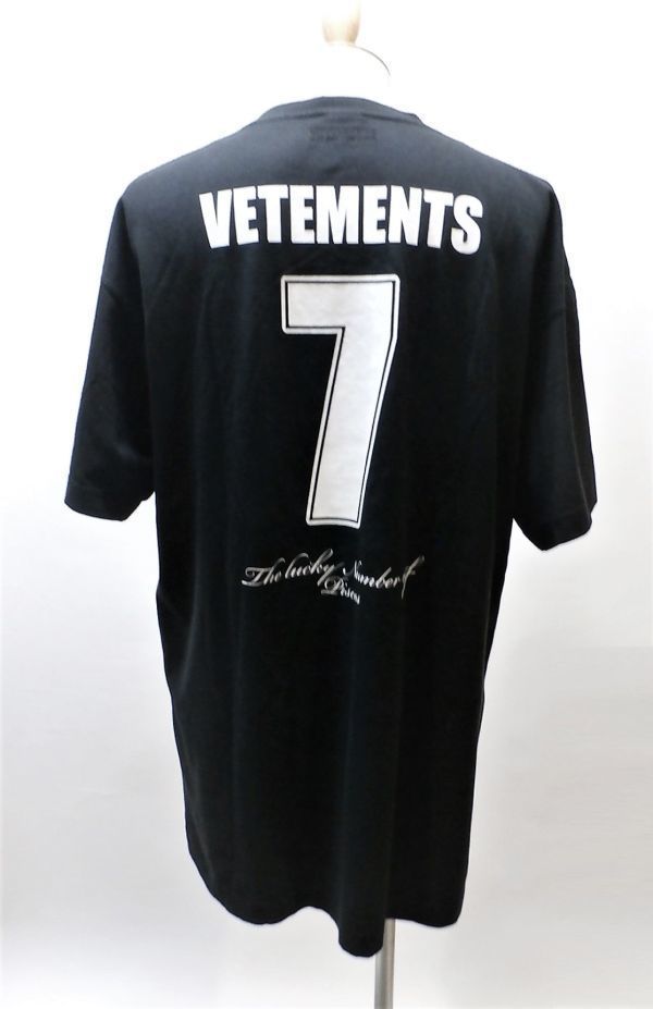 正規品 VETEMENTS UAH20TR901 PLANET NUMBER TEE ヴェトモン