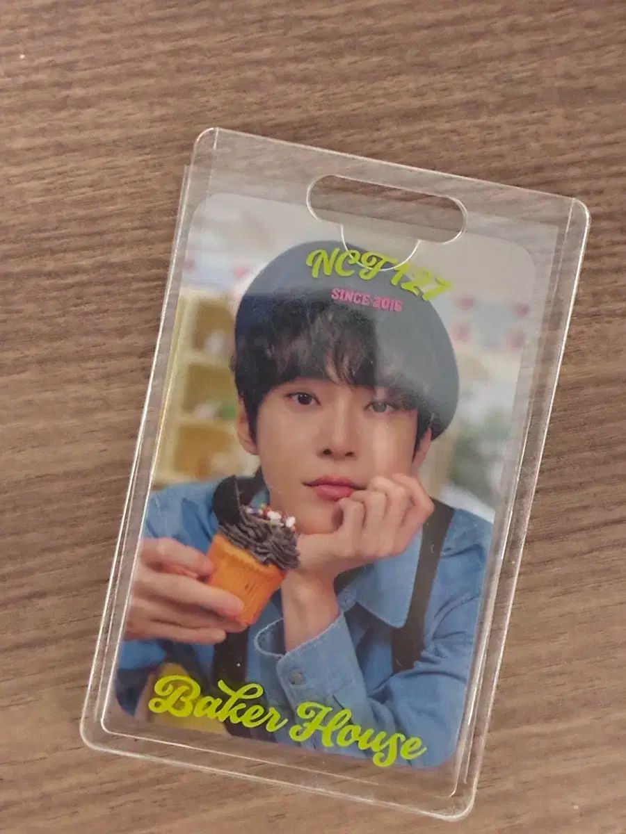 NCT127 イリチル ドヨン DOYOUNG サイン入り フリスビー nct127 ドヨン(DOYOUNG) NCT127 イリチル ドヨン DOYOUNG サイン入り