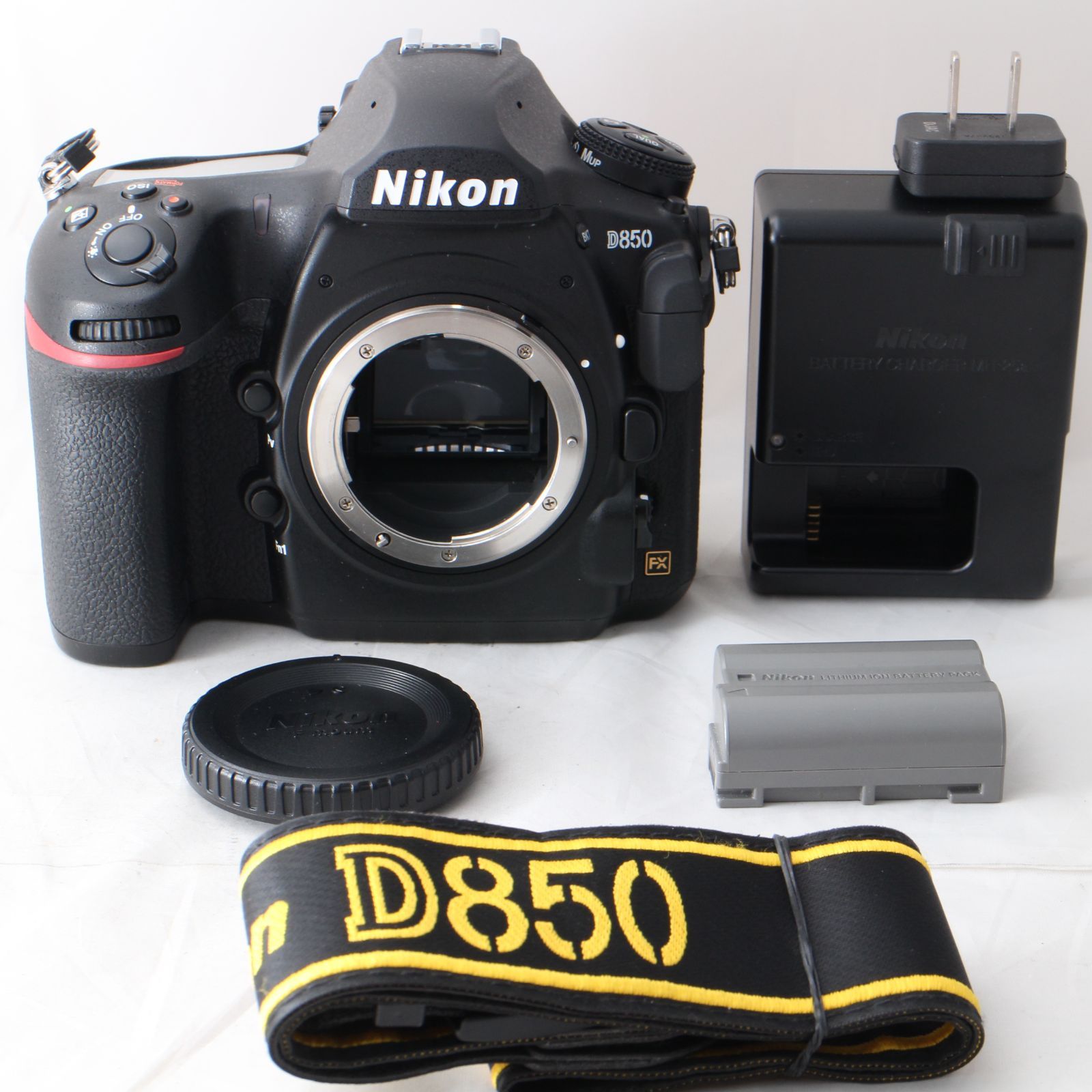 ■極上品■ Nikon D850 ボディ □極上品□ Nikon D850 ボディ