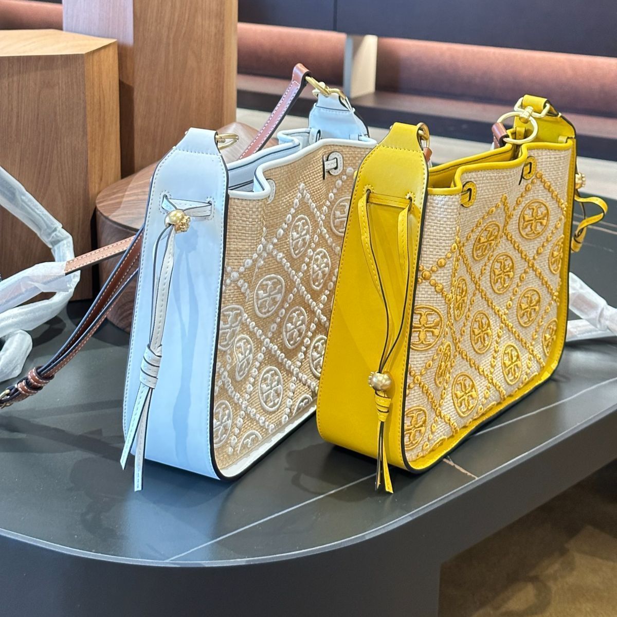 トリーバーチ TORY BURCH Tモノグラム ラフィア クレッセントバッグ ショルダーバッグ 肩掛け バッグ レディース 並行輸入品 P1194  - メルカリ