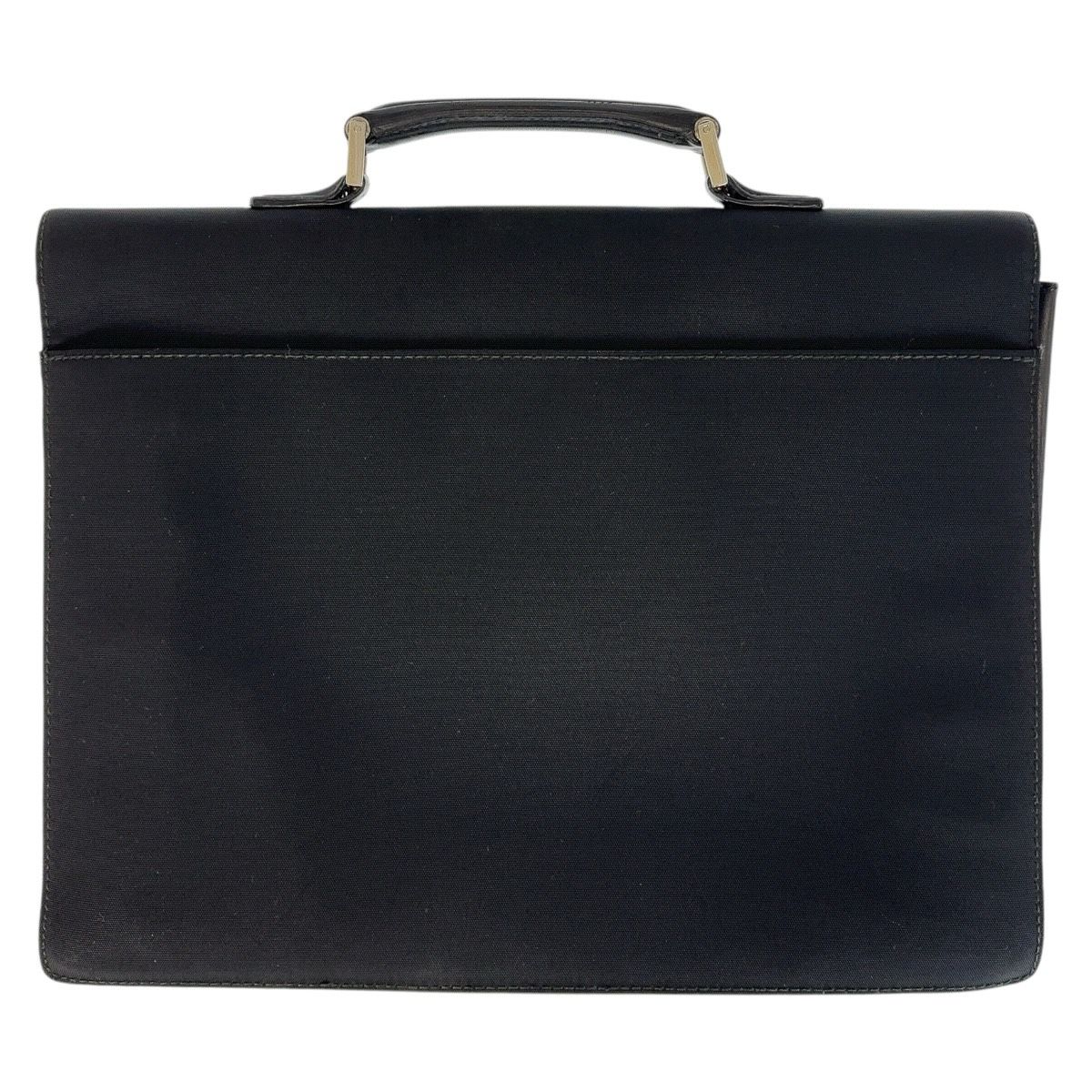 美品 GUCCI グッチ ブラック 黒 シルバー金具 レザー 015 3714 