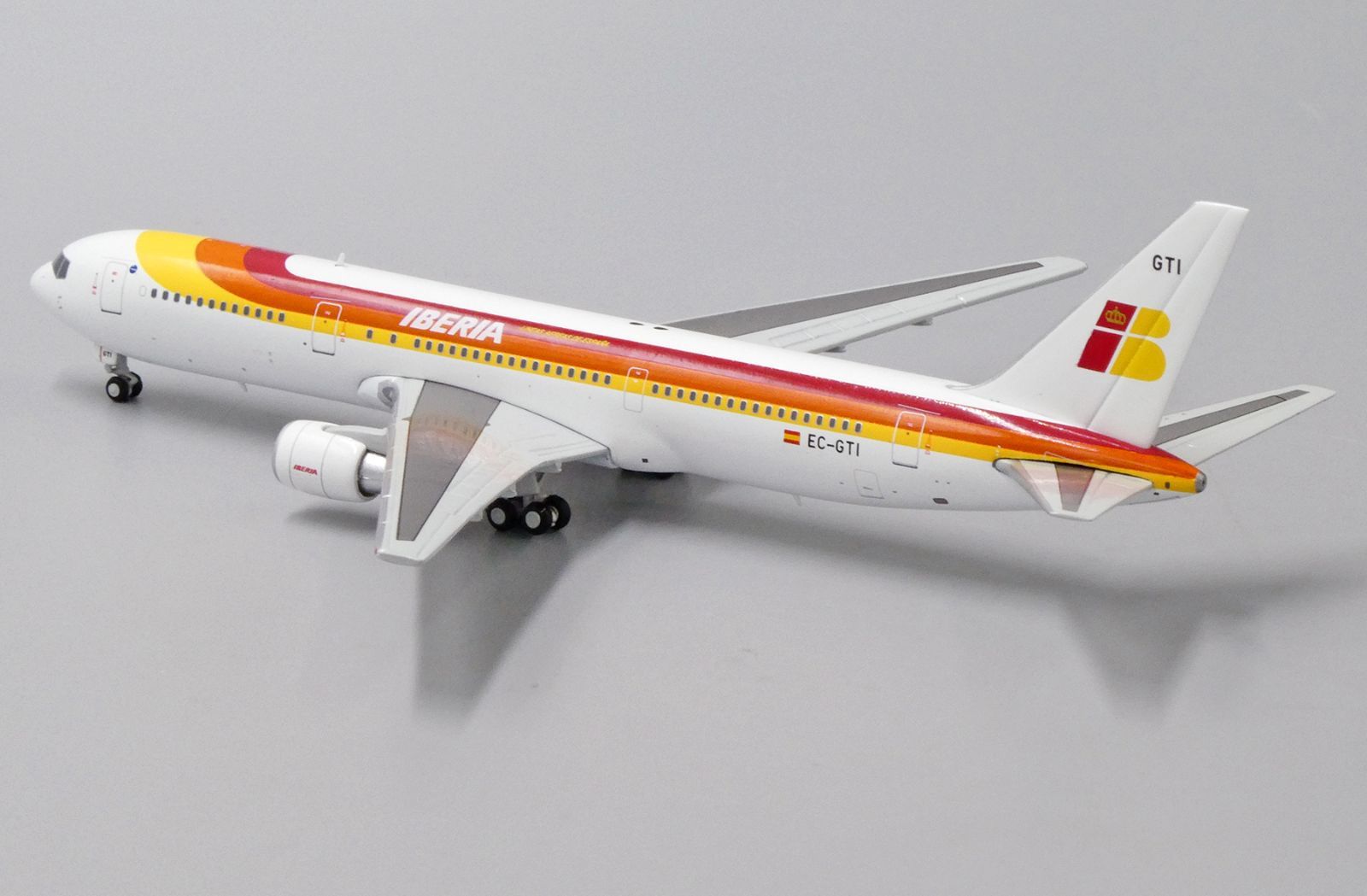 イベリア航空 767-300ER EC-GTI 1/400 Jcwings イベリア航空 767-300ER EC-GTI 1/400 XX4261 - メルカリ