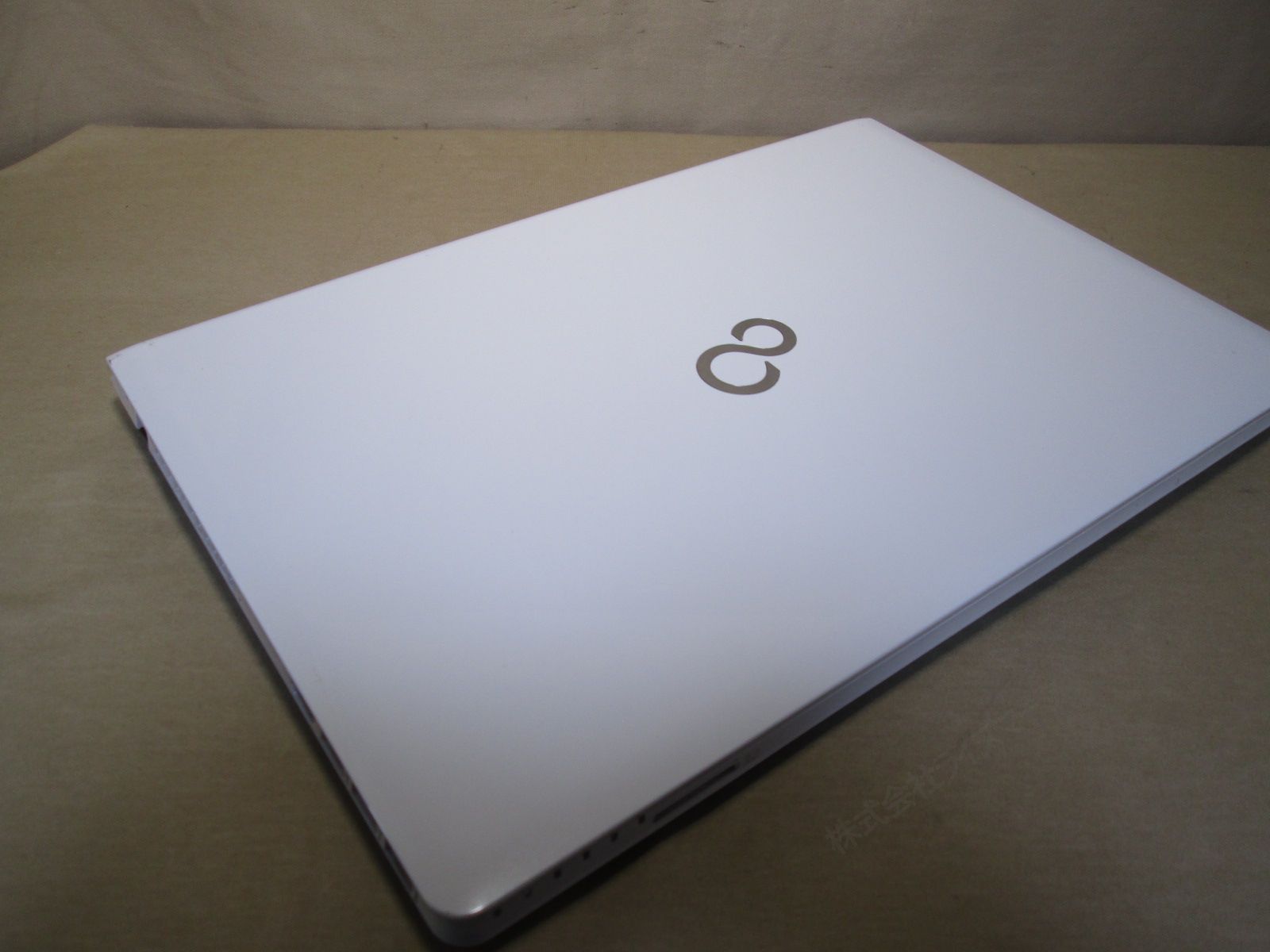 富士通FMV LIFEBOOK AH/42U celeron 3205U 富士通 FMV LIFEBOOK AH42/U【Celeron 3205U 1.5GHz