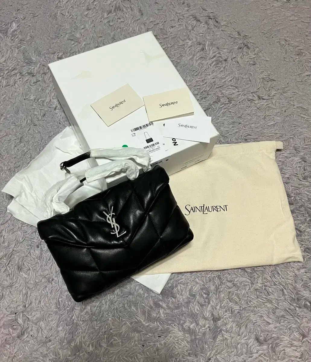 Saint Laurent サンローラン 759337 ナッパ ラムスキン プーファー トイバッグ ブラック