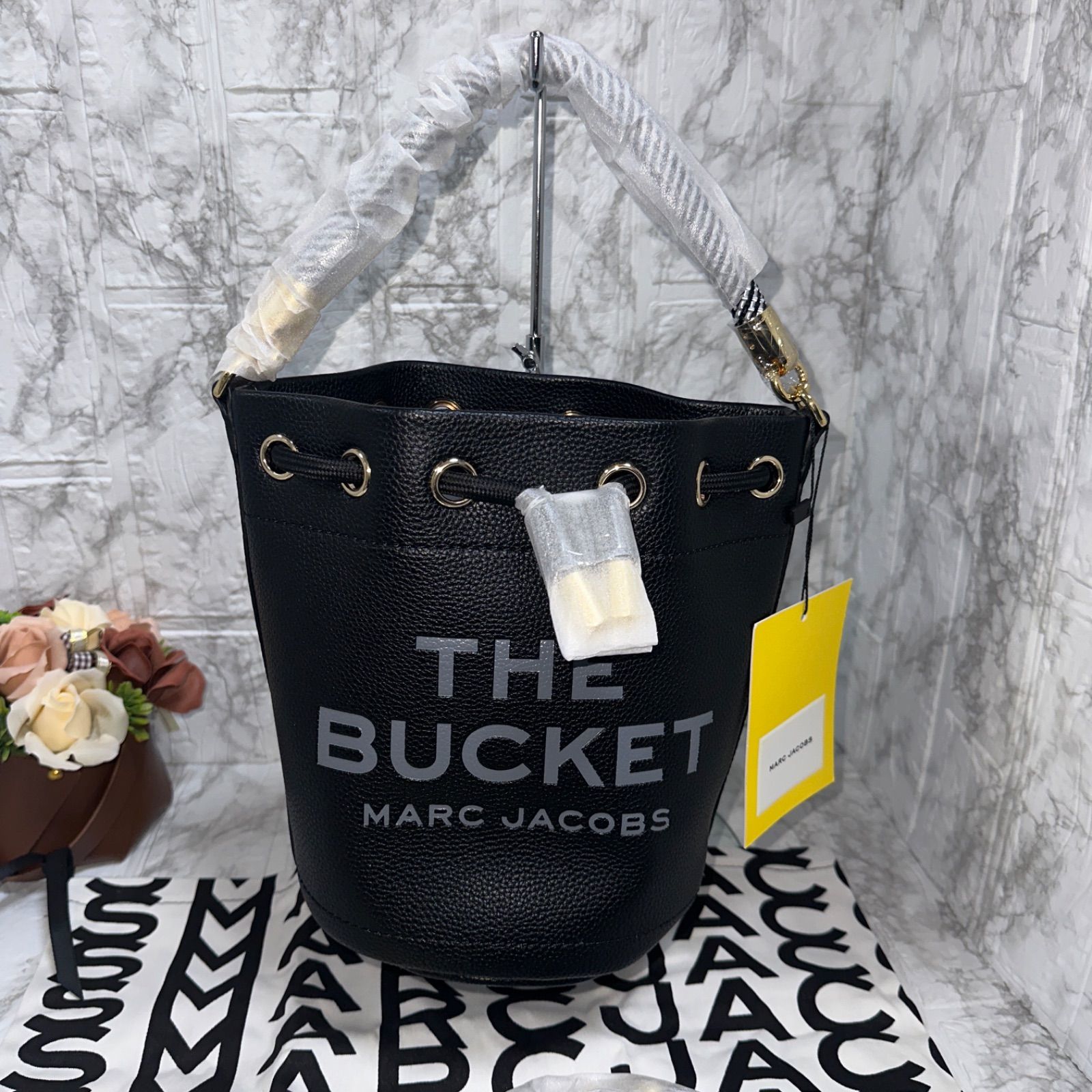 新品☆MARC JACOBS ザ レザー バケットバッグ/ショルダーバッグ - メルカリ