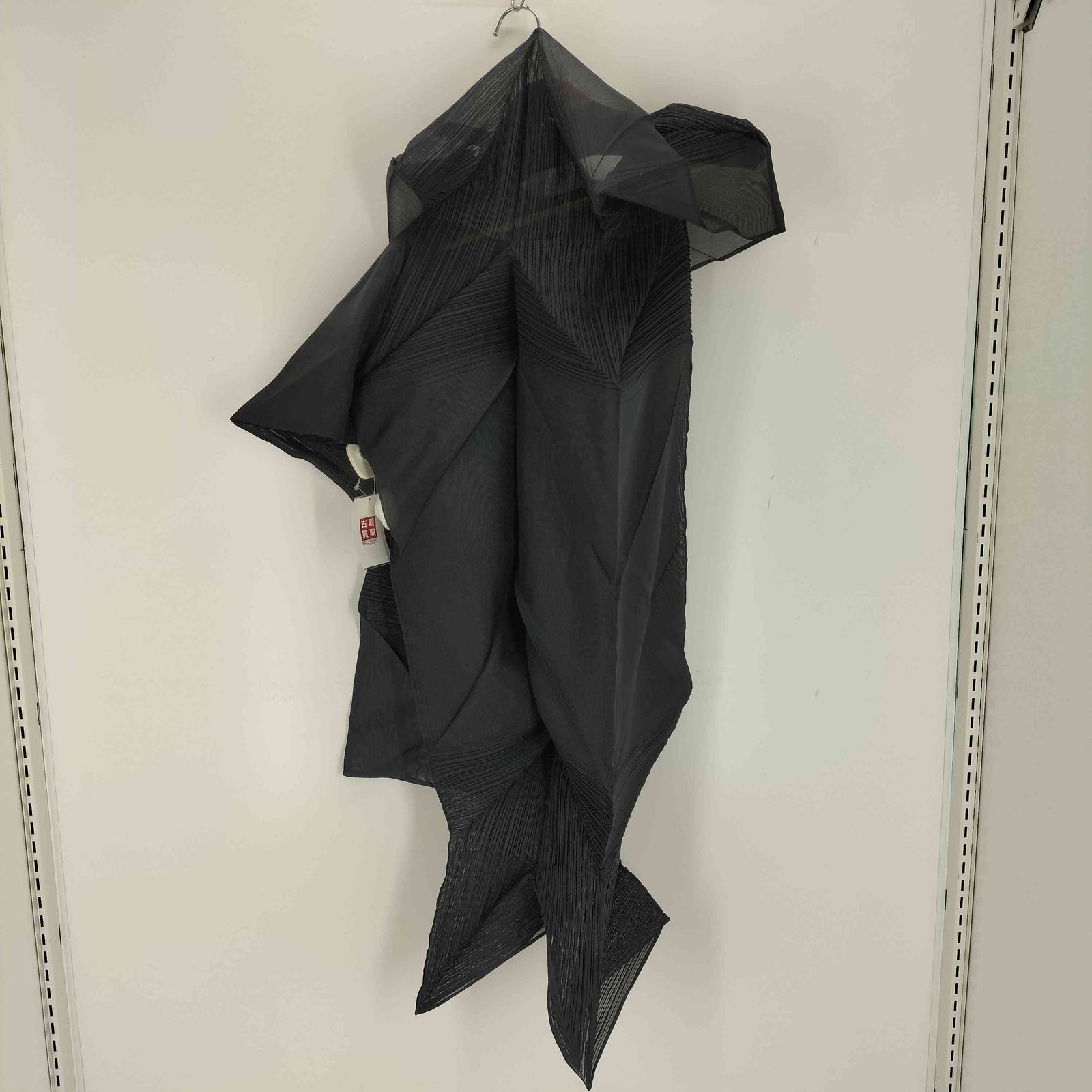 イッセイミヤケ ISSEY MIYAKE 25SS SHADE AND SHADED DRESS 変形 イッセイミヤケ ISSEY MIYAKE 25SS SHADE AND SHADED DRESS 変形
