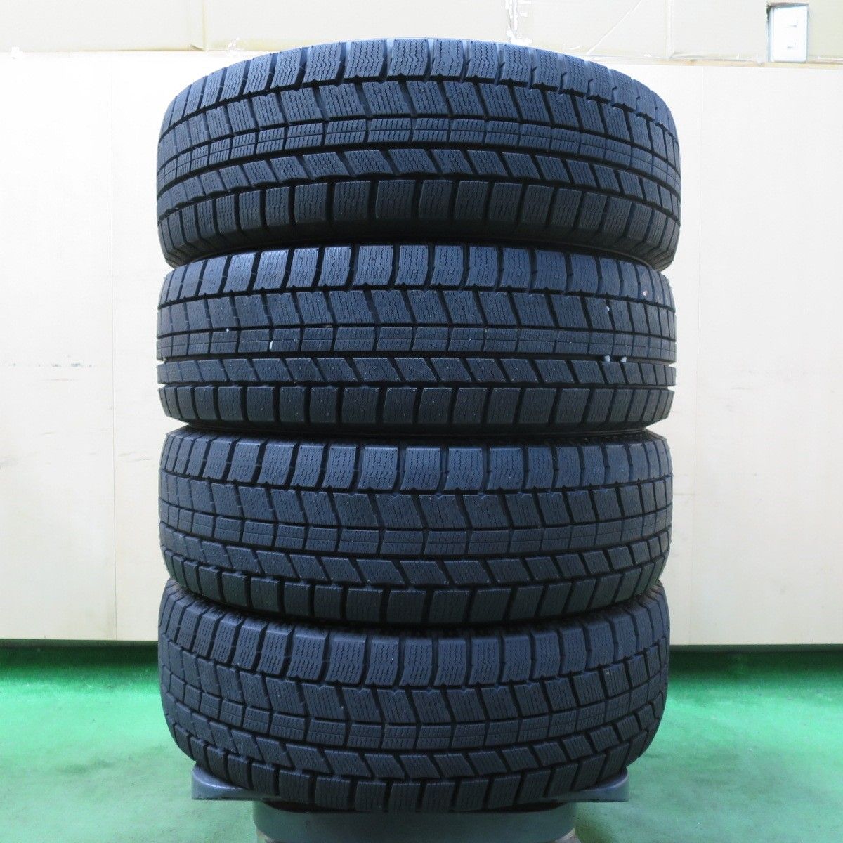 送料無料] ほぼ未使用！22年☆スタッドレス 195/65R15 オートバックス ノーストレック N5 タイヤ 15インチ ノア ヴォクシー  ステップワゴン セレナ等☆4120605イスタ - メルカリ