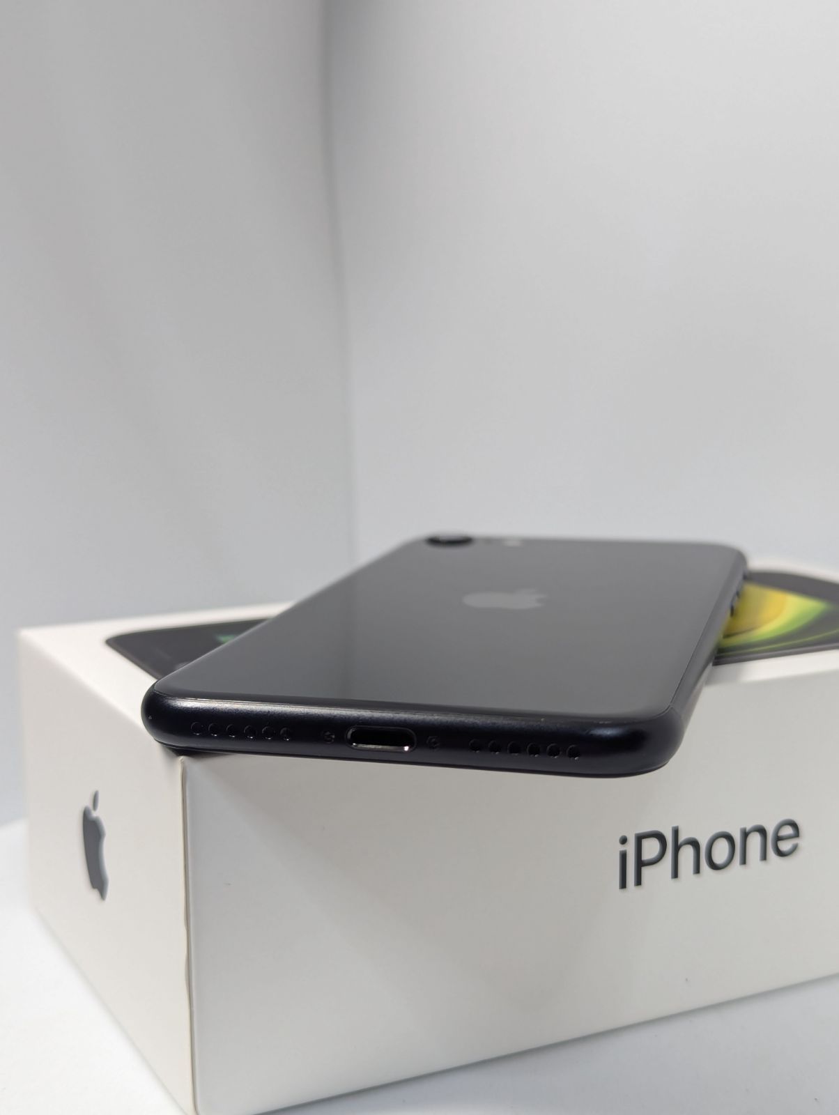 スマートフォン・携帯電話 iPhone se2 128gb sim フリー