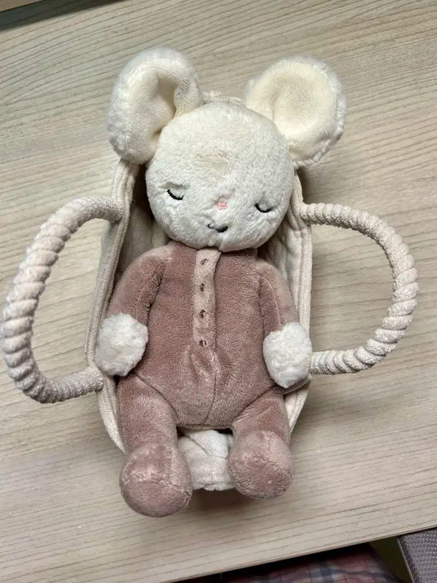 JELLYCAT(ジェリーキャット) 赤ちゃん ネズミ バスケット ぬいぐるみ