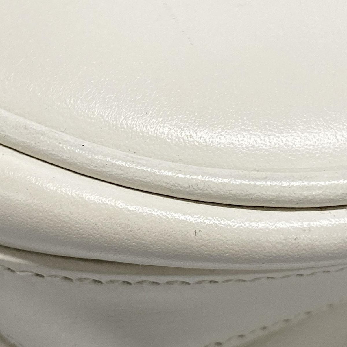 クリスチャンディオール