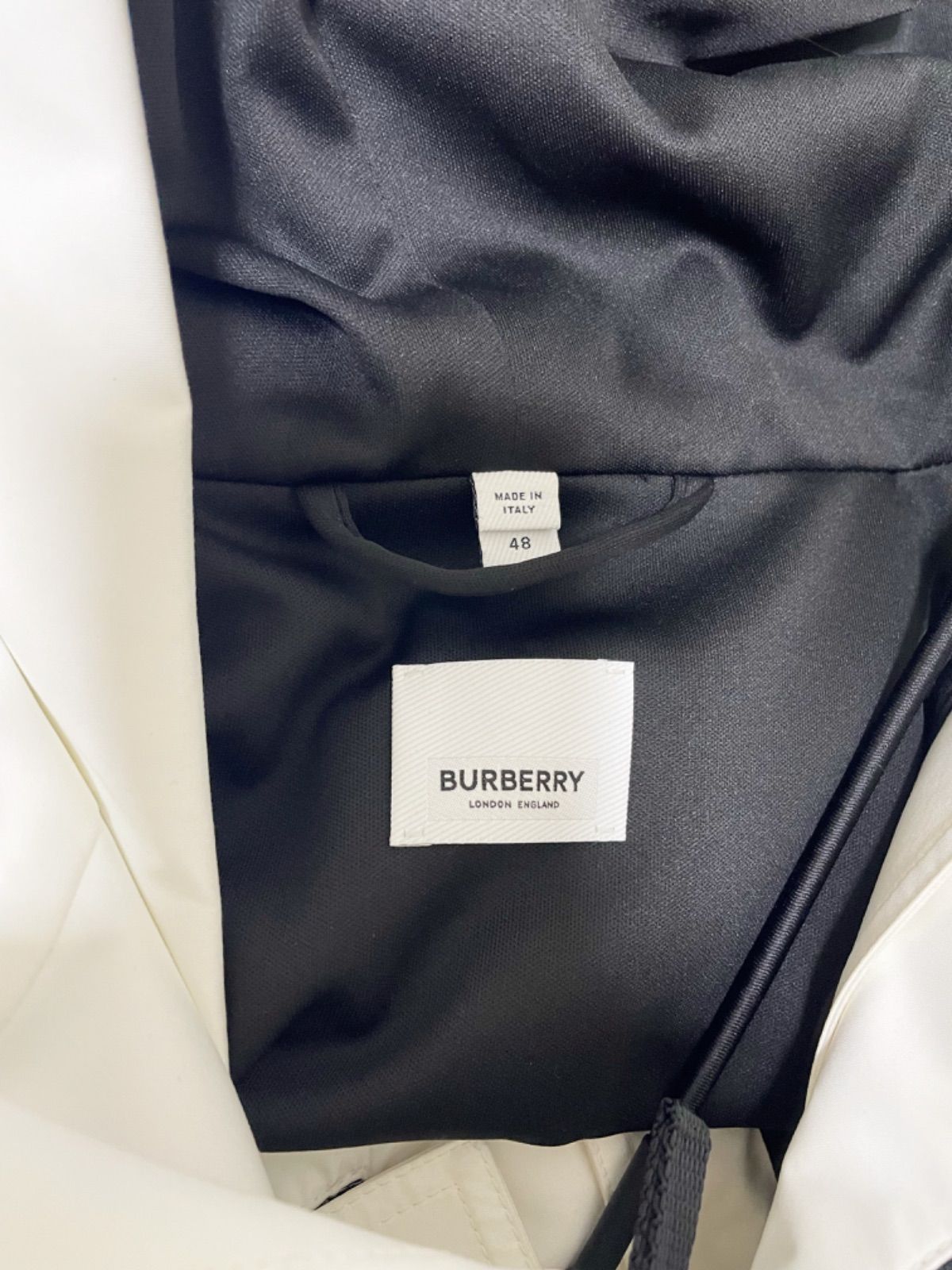 Burberry バーバリー テクニカルジャケット ブルゾン4559348 ホワイト