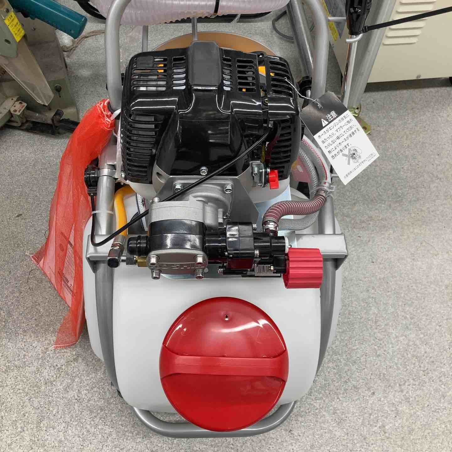 エンジン式 噴霧器25Lタンクキャリー