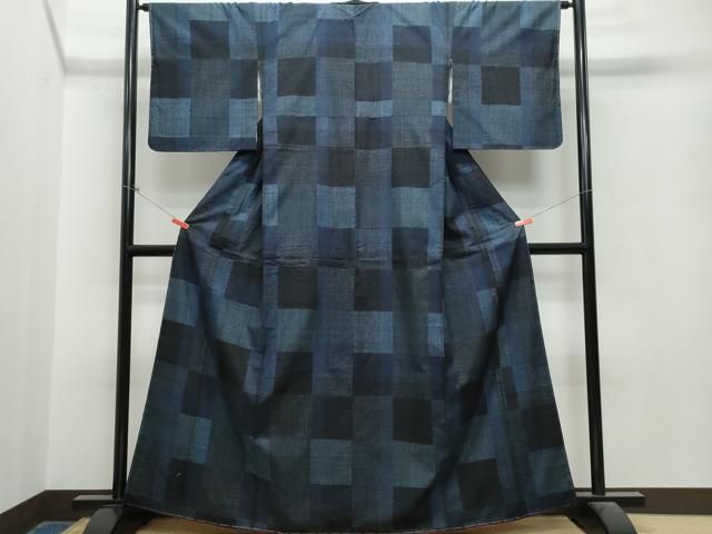 平和屋着物○本場結城紬 重要無形文化財 80亀甲 市松文様 正絹 逸品  