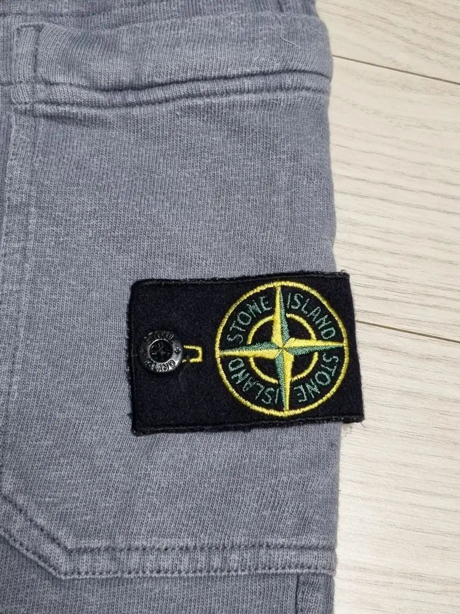STONE ISLAND