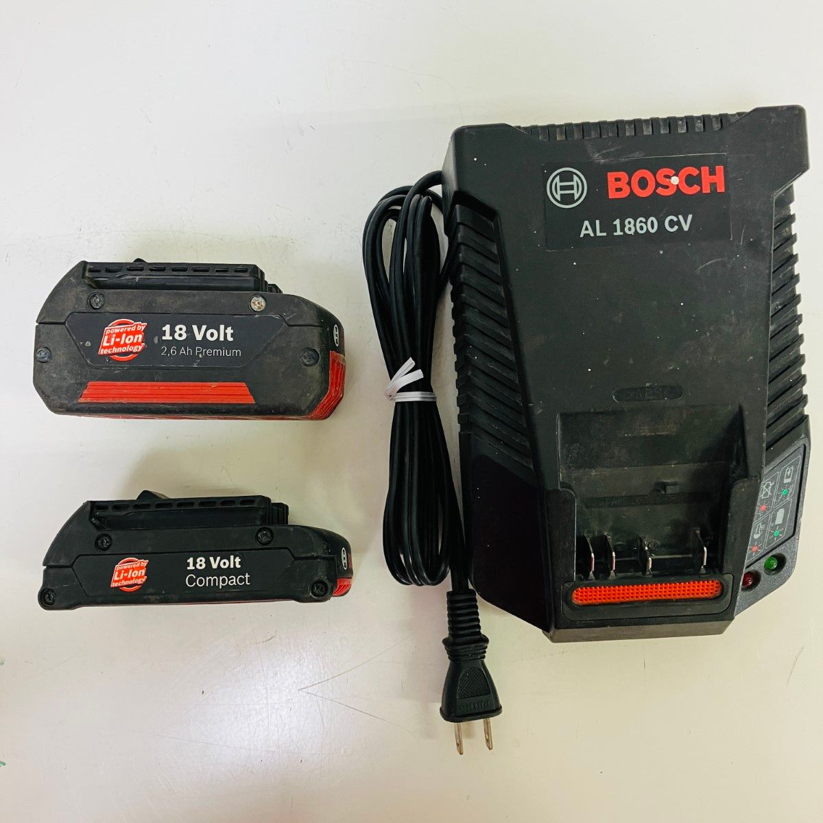 ЗЗBOSCH ボッシュ 18v インパクトドライバ バッテリーx2 充電器付 GDX18V-EC ネイビー