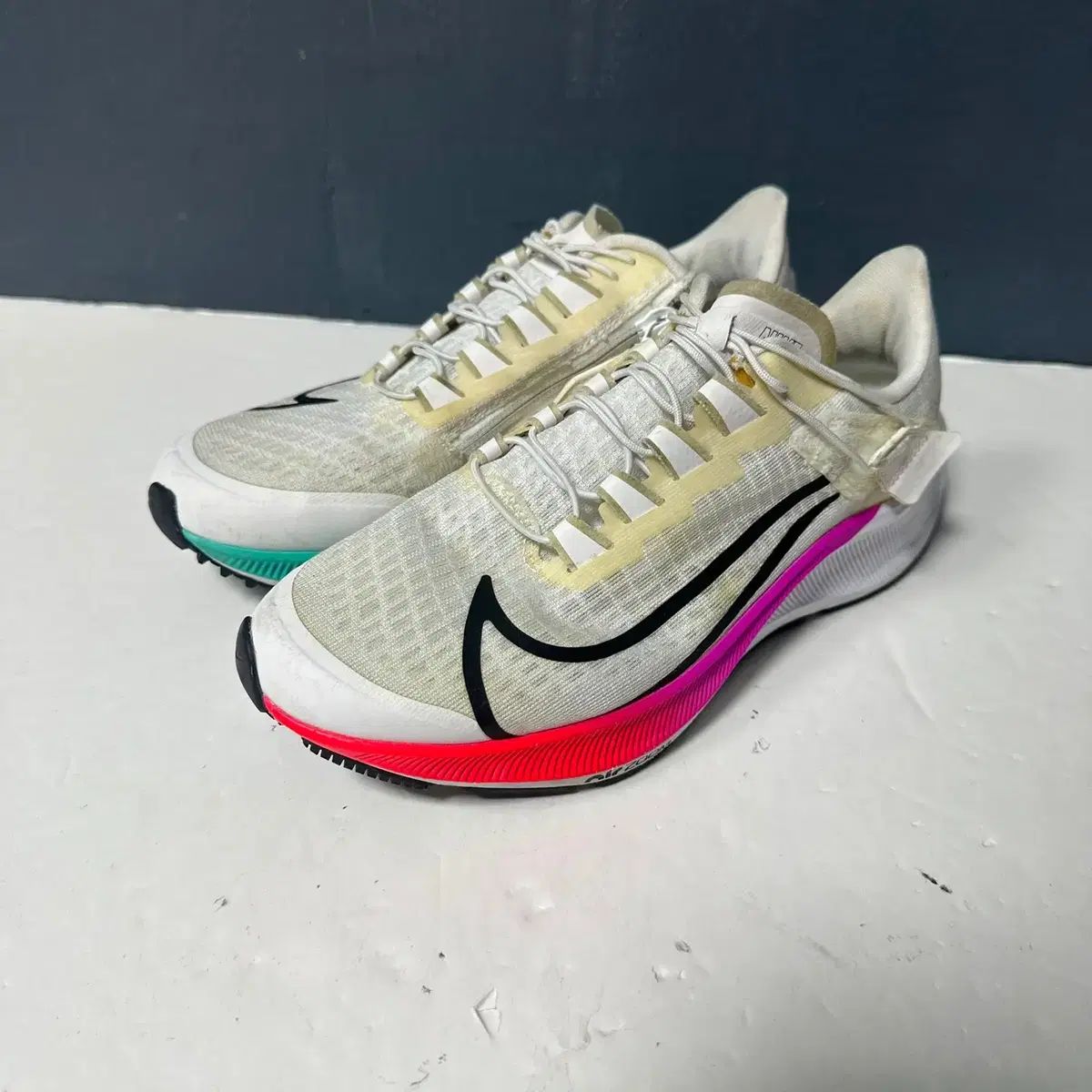 【雷市場（ポンジャン）商品韓国直送】 240 NIKE(ナイキ) エアズーム ペガサス 37 スニーカーズ スニーカー