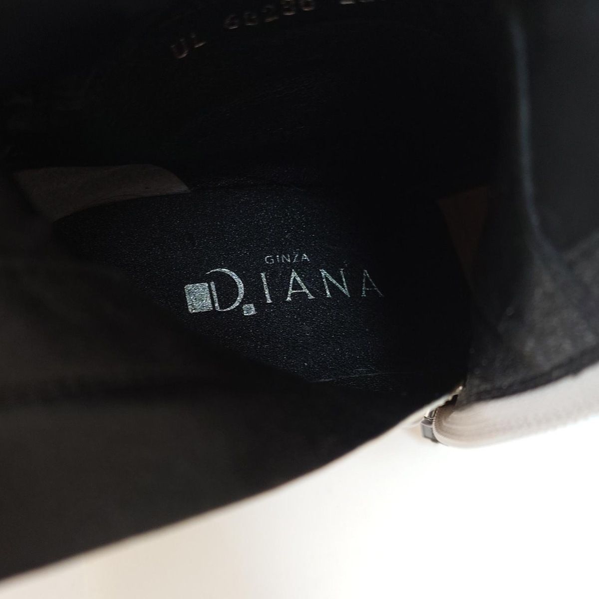 DIANA(ダイアナ) ロングブーツ 22 1/2 レディース - アイボリー DIANA(ダイアナ) ロングブーツ 22 1/2 レディース - アイボリー