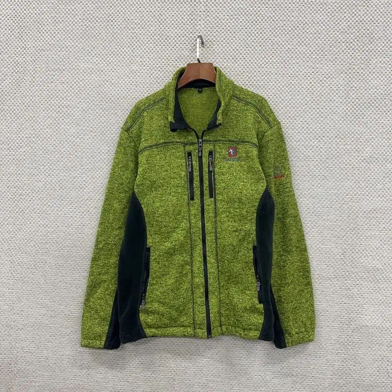 BLACK YAK(ブラックヤク) アウトドア 登山 フリース ジップアップ 105 S07500