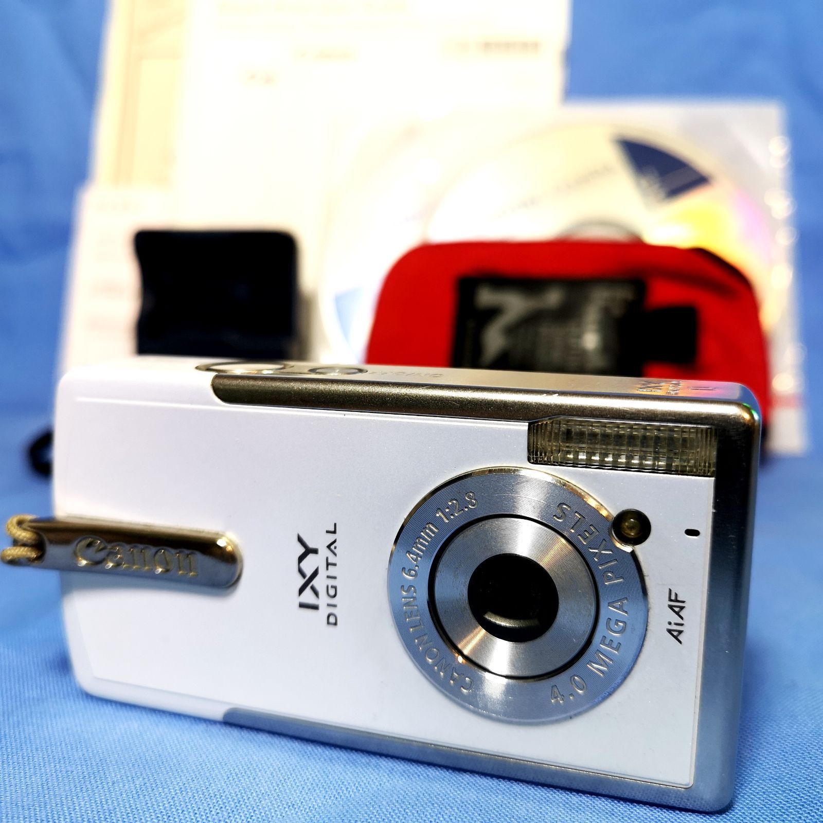 携帯性抜群】キャノン IXY DIGITAL PC1060 おしゃれなパール