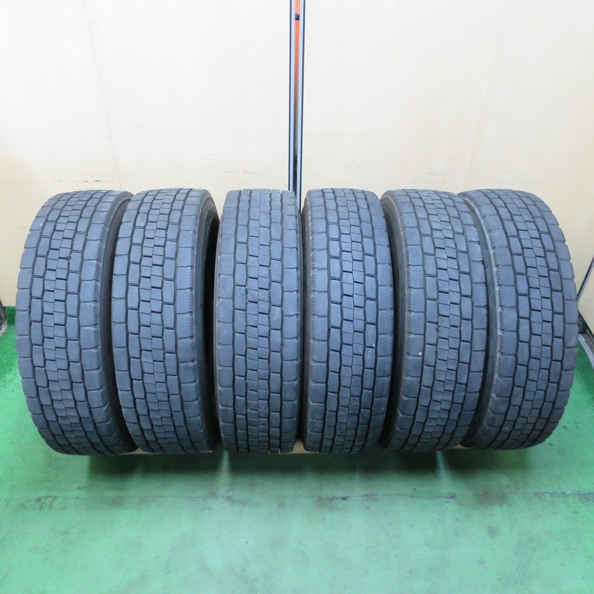 バリ溝 21年 9分 6本 トラック タイヤ 245 80R17.5 133 131J ダンロップ デクテス SP680 ミックス オールシーズン DECTES 17.5インチ 5041607イノタ