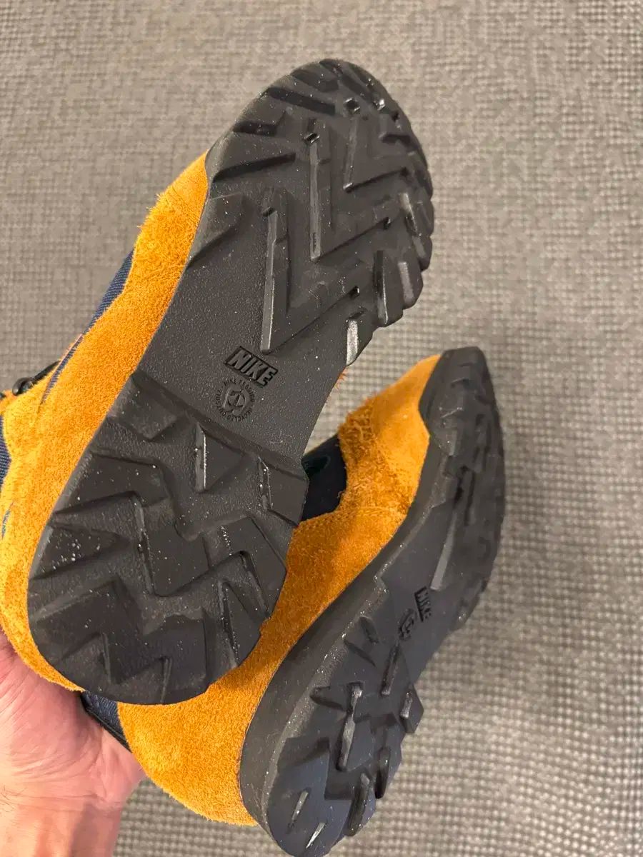 NIKE acg トゥー レミ ミッド 265 ネイビー