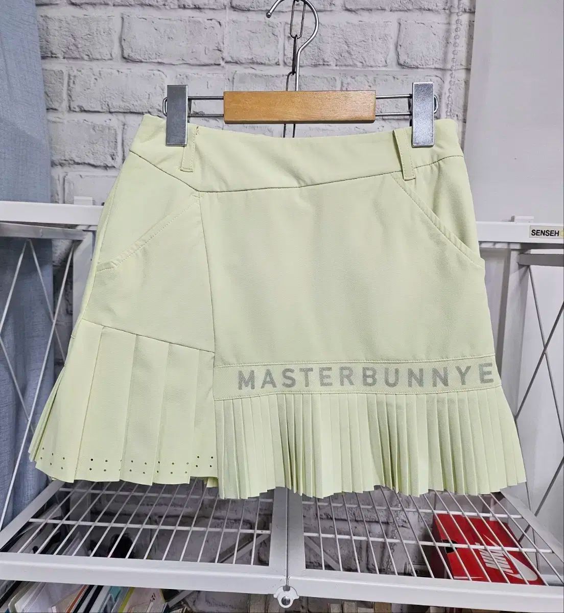 masterbunnyedition マスターバニーエディション 春 夏 女性用ゴルフスカート ー 0 24 パンチング プリーツ キュロット WK56
