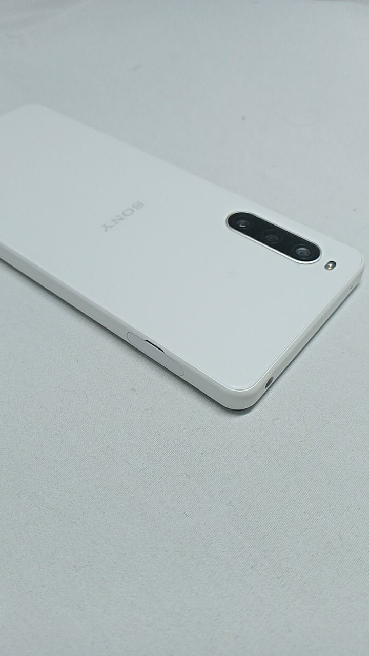 美品！ SOG07 Xperia 10 IV ホワイト SIMフリー 202508082 【公式通販】