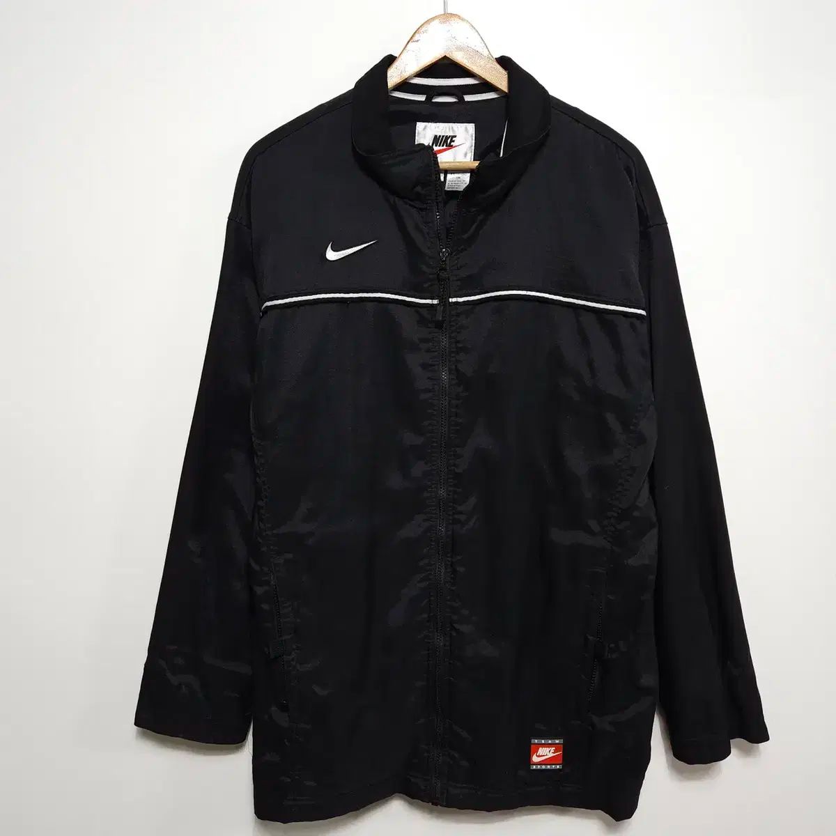 【雷市場（ポンジャン）商品韓国直送】 メンズ 105 NIKE Nike(ナイキ） 1990 ザ・イヤーズ オールドスクール ウインドブレーカー ジャケット