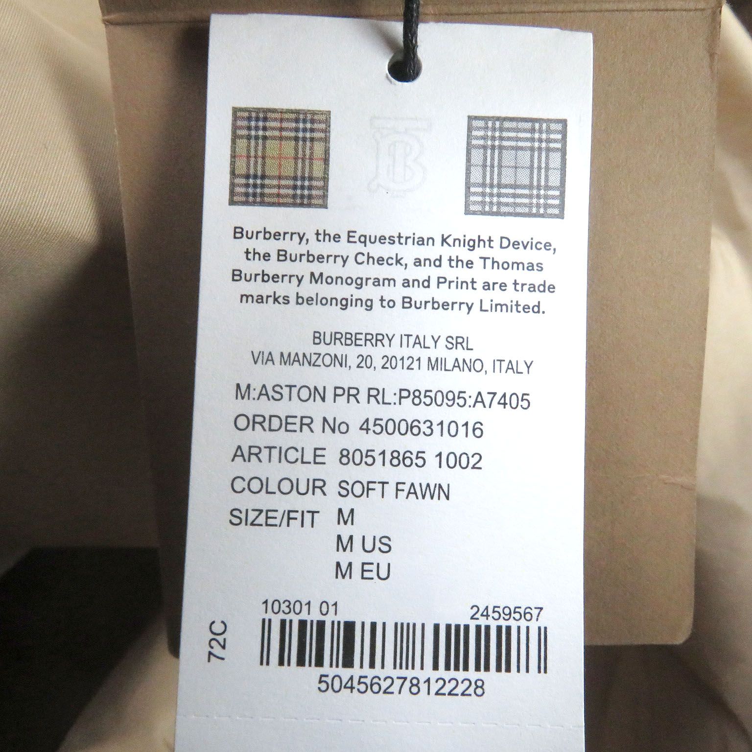 未使用品□BURBERRY バーバリー 22SS 8051865 ユニバーサルパスポート