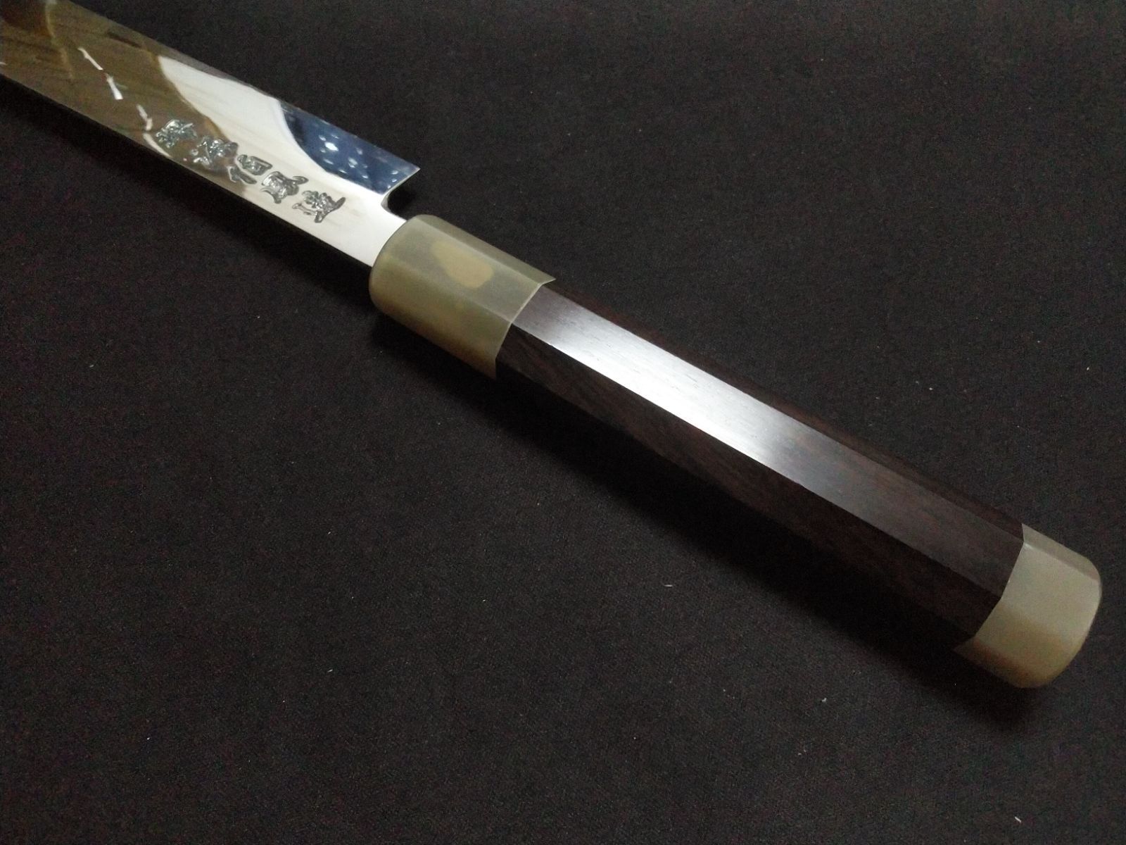 城山刃物製作所(堺業務用刃物メーカー直売)尺一 剣型和牛刀 ZDP189と