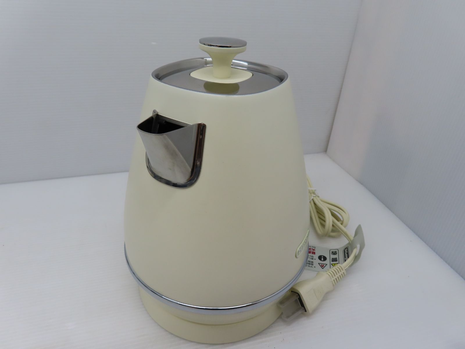 【未使用・展示品】De'Longhi　電気ケトル　 ディスティンタ・ペルラ 　(B4-180)