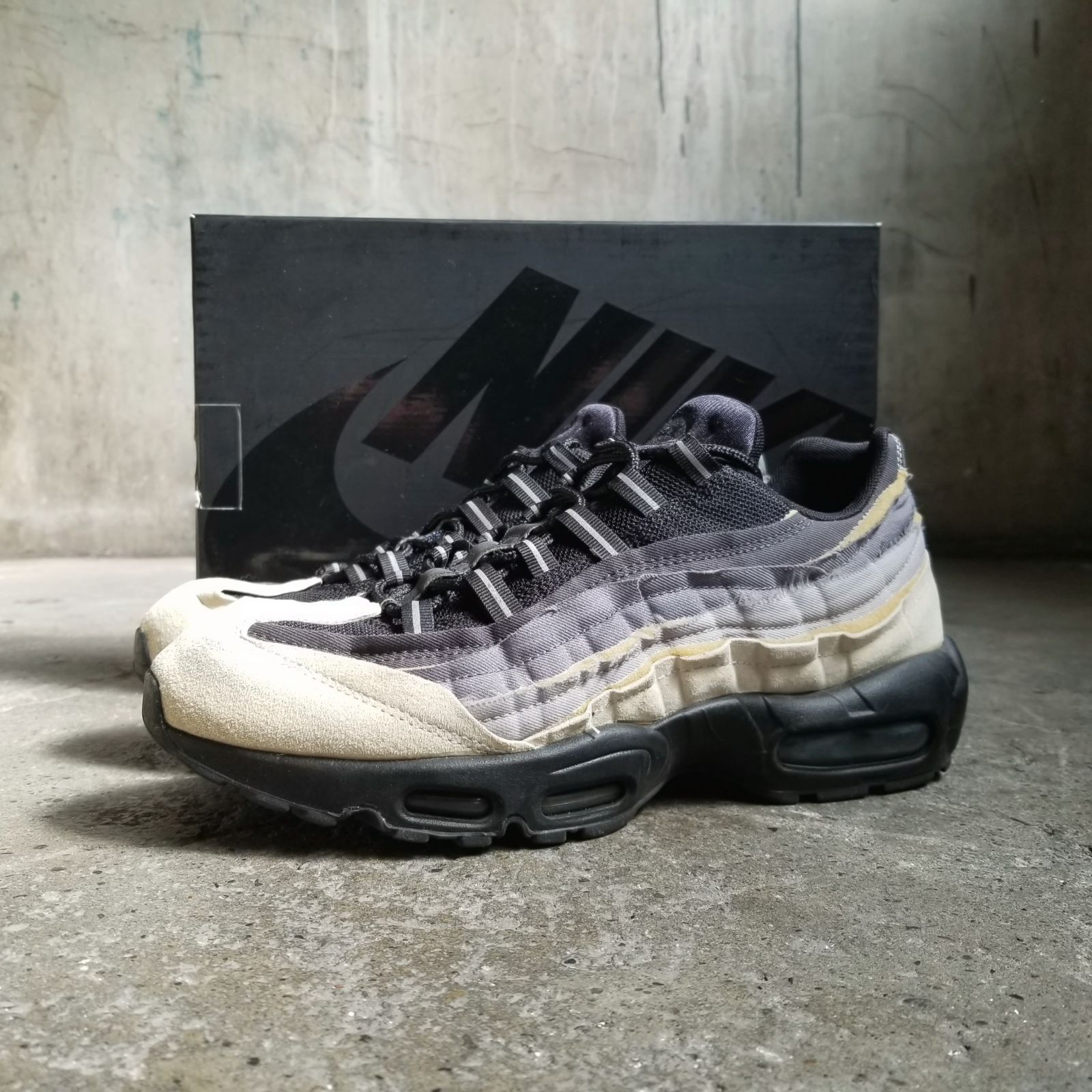 COMME des GARCONS HOMME PLUS 20ss × NIKE AIR MAX 95 28