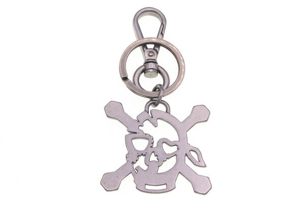 シルバー メタル