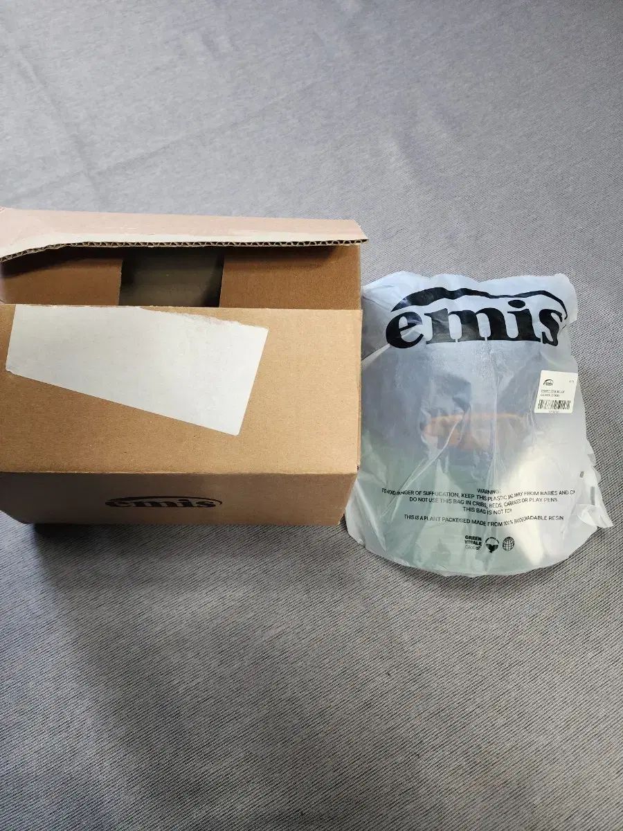 【雷市場（ポンジャン）商品韓国直送】 emis(エミス) 新品 ボールキャップ