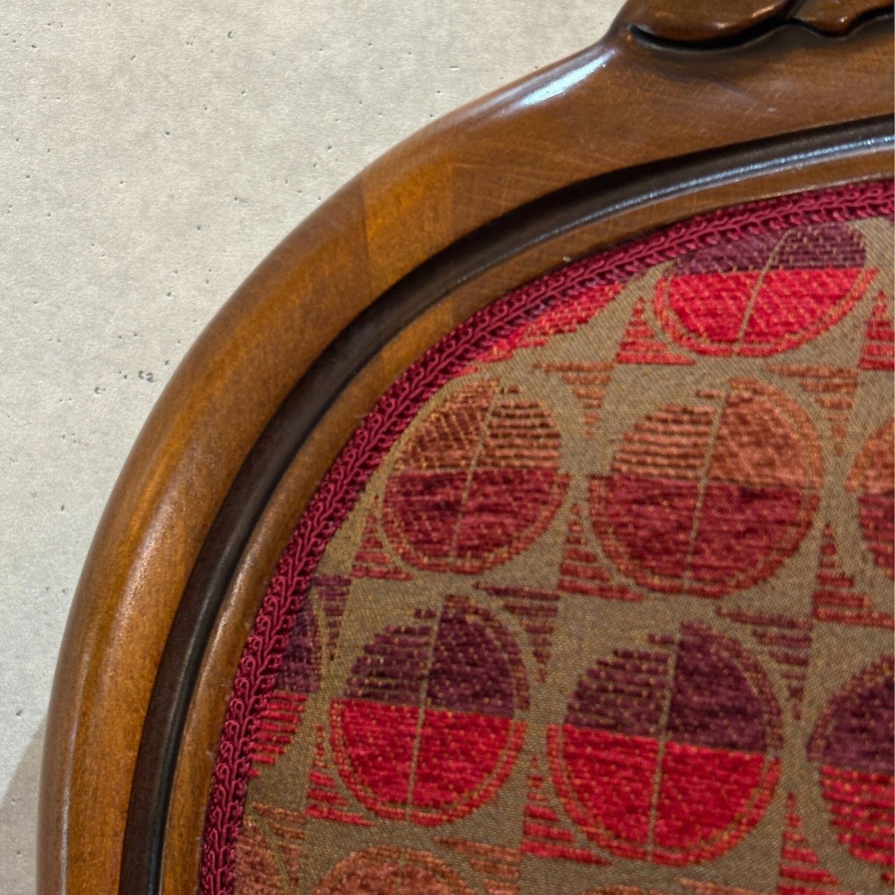 布張り コイルスプリング