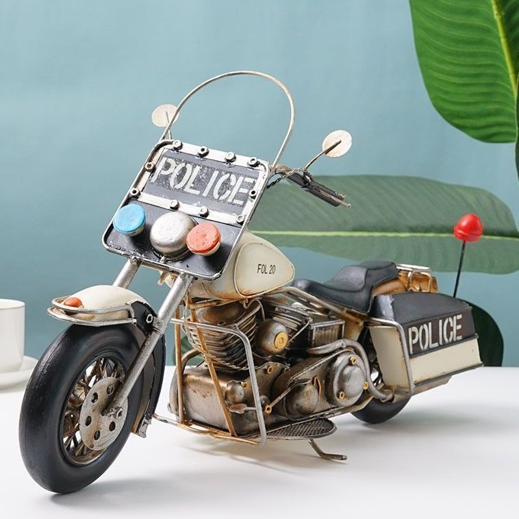 ブリキのバイクフィギュア ヴィンテージ風 A POLICE アメリカン 手作り ブリキのバイクフィギュア ヴィンテージ風 A POLICE アメリカン