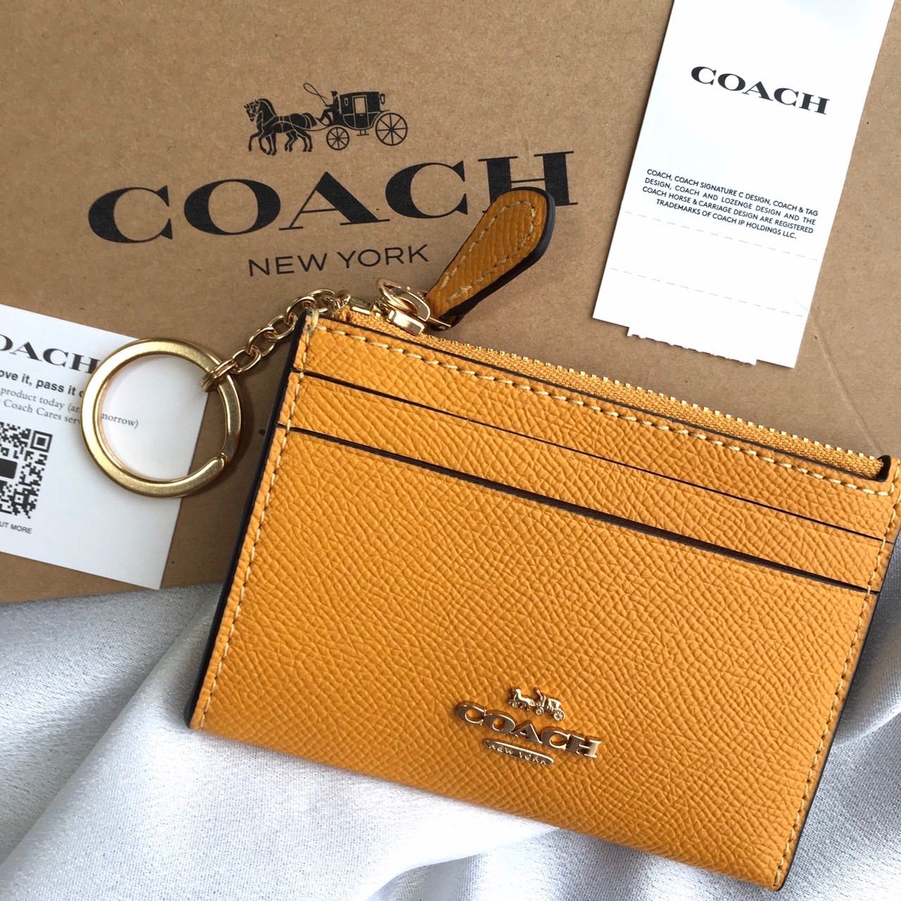 新品　COACH　パスケース　定期入れ　ID パスケース