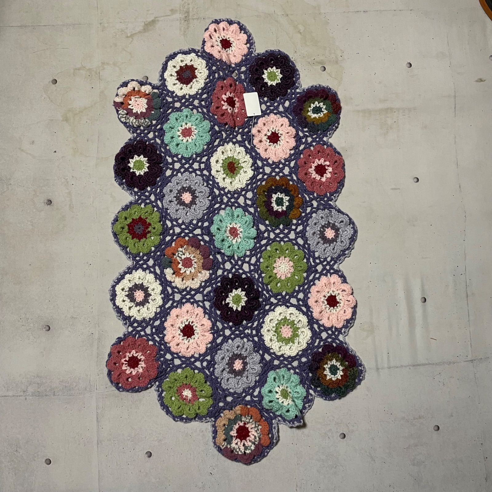 ハンドメイド　フラワータペストリー　クロシェ　ひざ掛け　マット