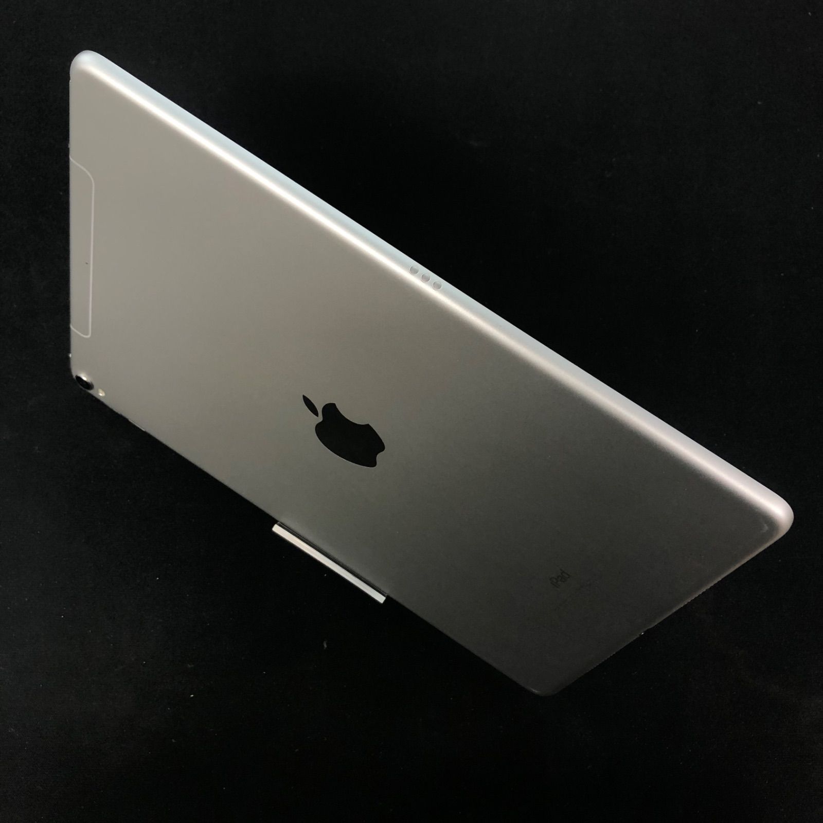 訳あり品】iPad Pro 10.5 インチ docomo 64GB Wifi+Cellular シルバー