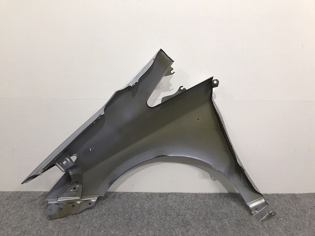 プリウス ZVW30/ZVW35 純正 右フロントフェンダー アイスバーグ